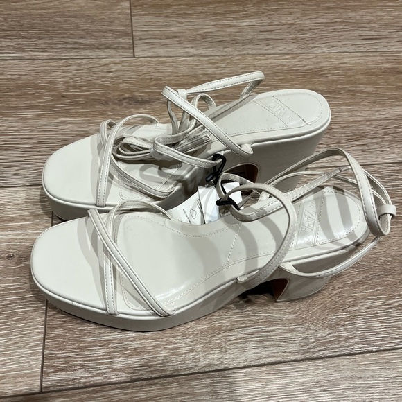 Zara Heels - Picture 2 of 4